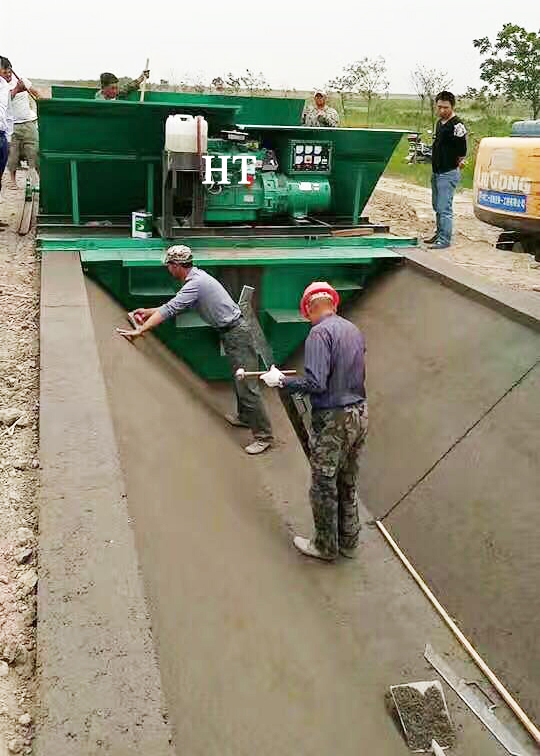 Canal Concrete Lining Machine